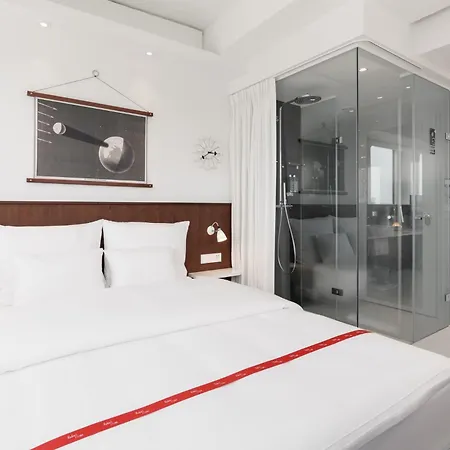 Ruby Luna By Ihg Hotel Dusseldorf
