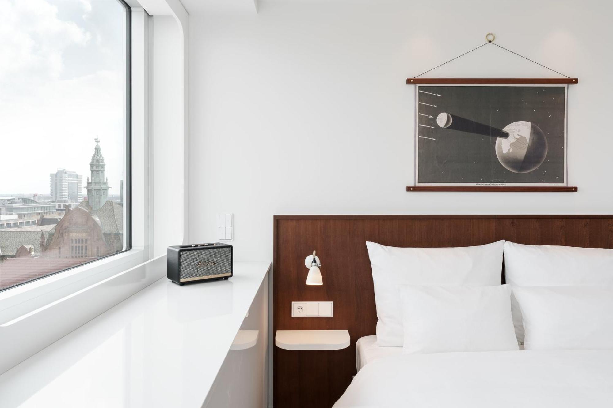 Ruby Luna 4* Dusseldorf