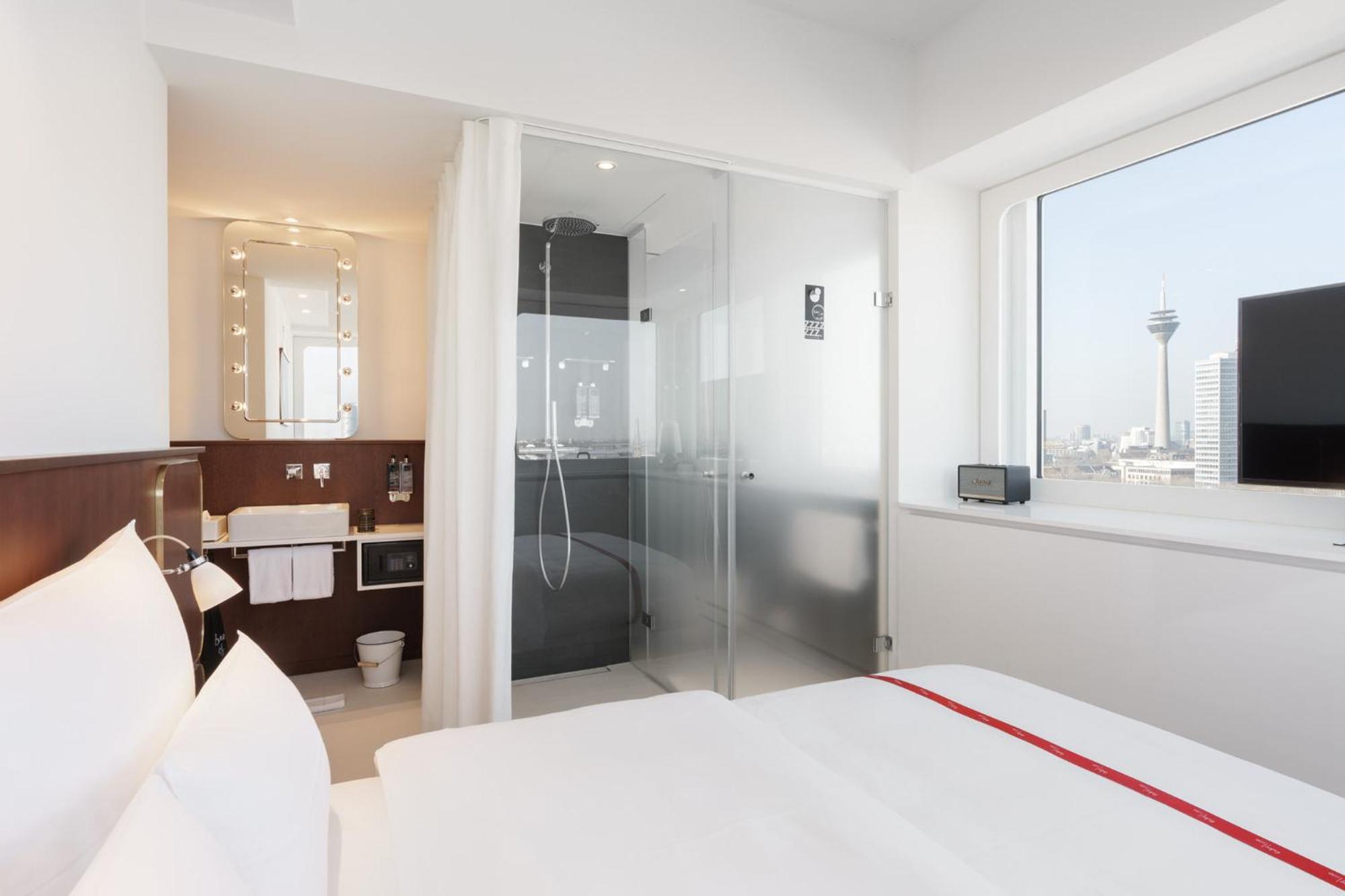 Ruby Luna 4* Düsseldorf