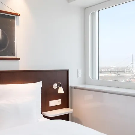Ruby Luna By Ihg 4* Düsseldorf
